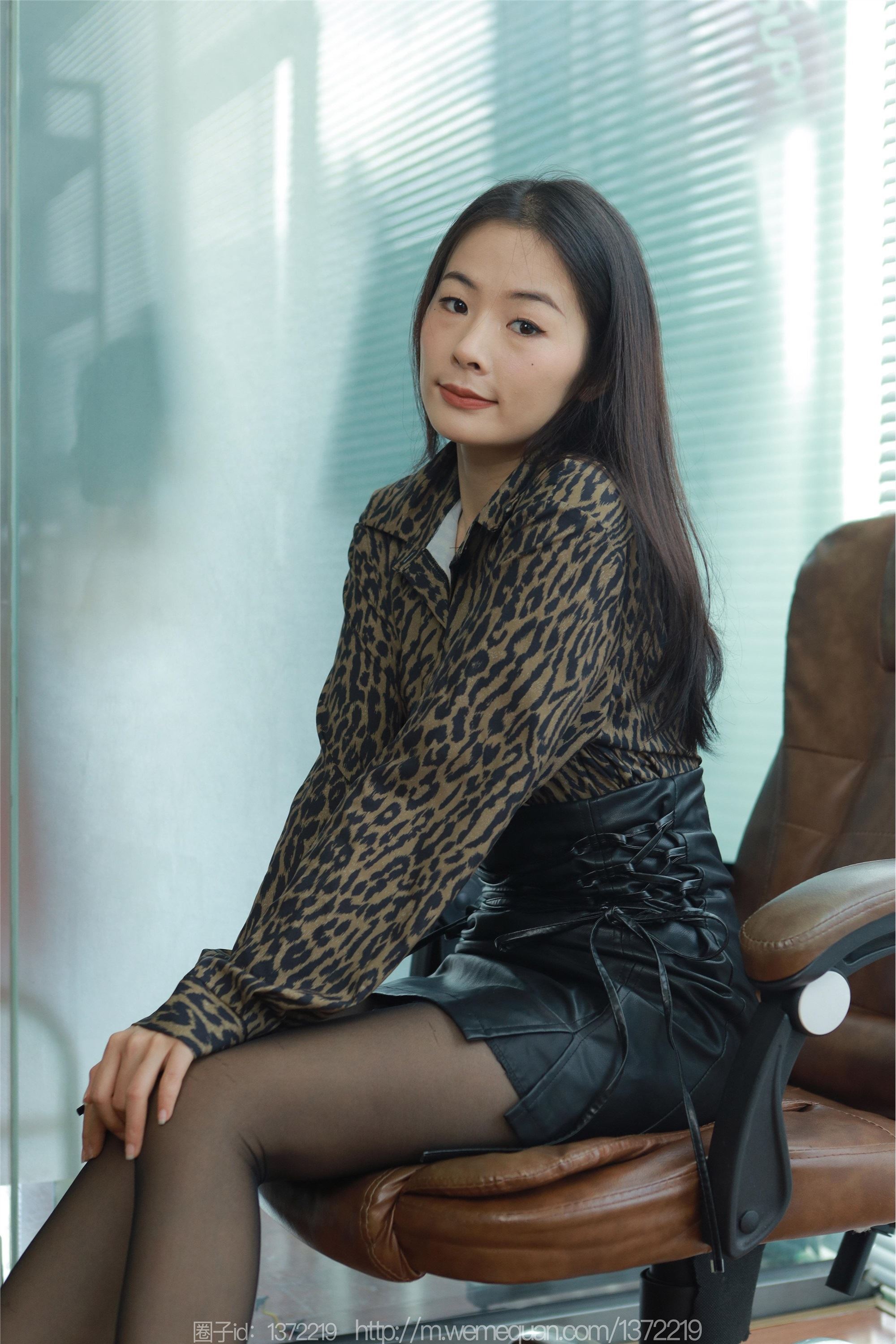 IESS异思趣向  2023.08.08 丝享家 1501 小金《黑色指甲》